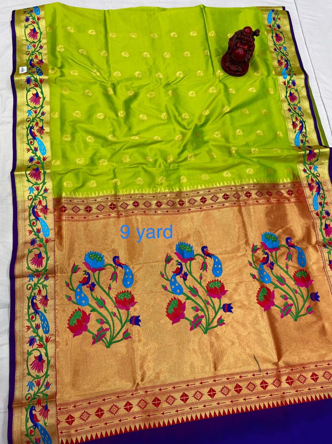 Nauvari with Embroidery Border - Nishalika